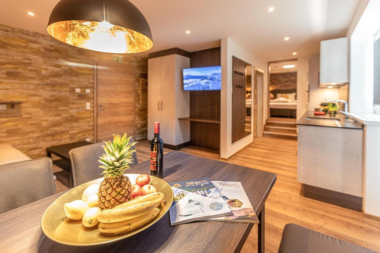Tevini Boutique Suites By We Rent Zell am See Bagian luar foto