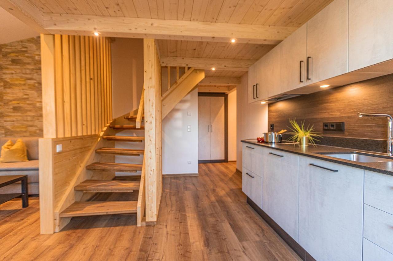 Tevini Boutique Suites By We Rent Zell am See Bagian luar foto