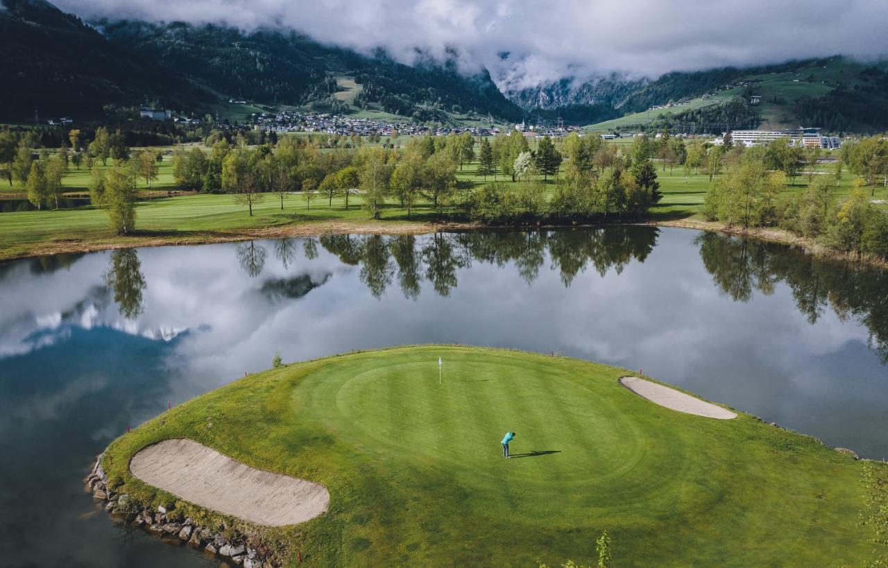Tevini Boutique Suites By We Rent Zell am See Bagian luar foto