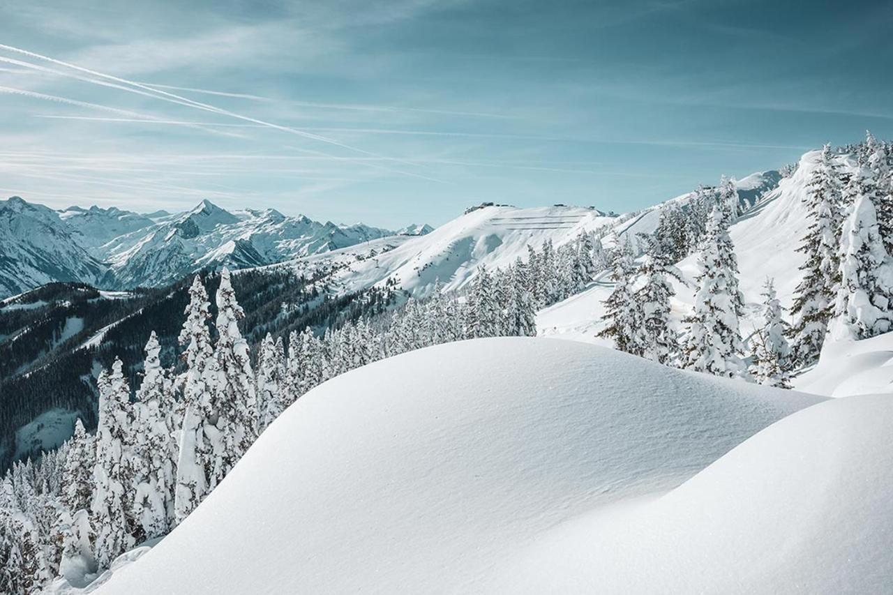Tevini Boutique Suites By We Rent Zell am See Bagian luar foto