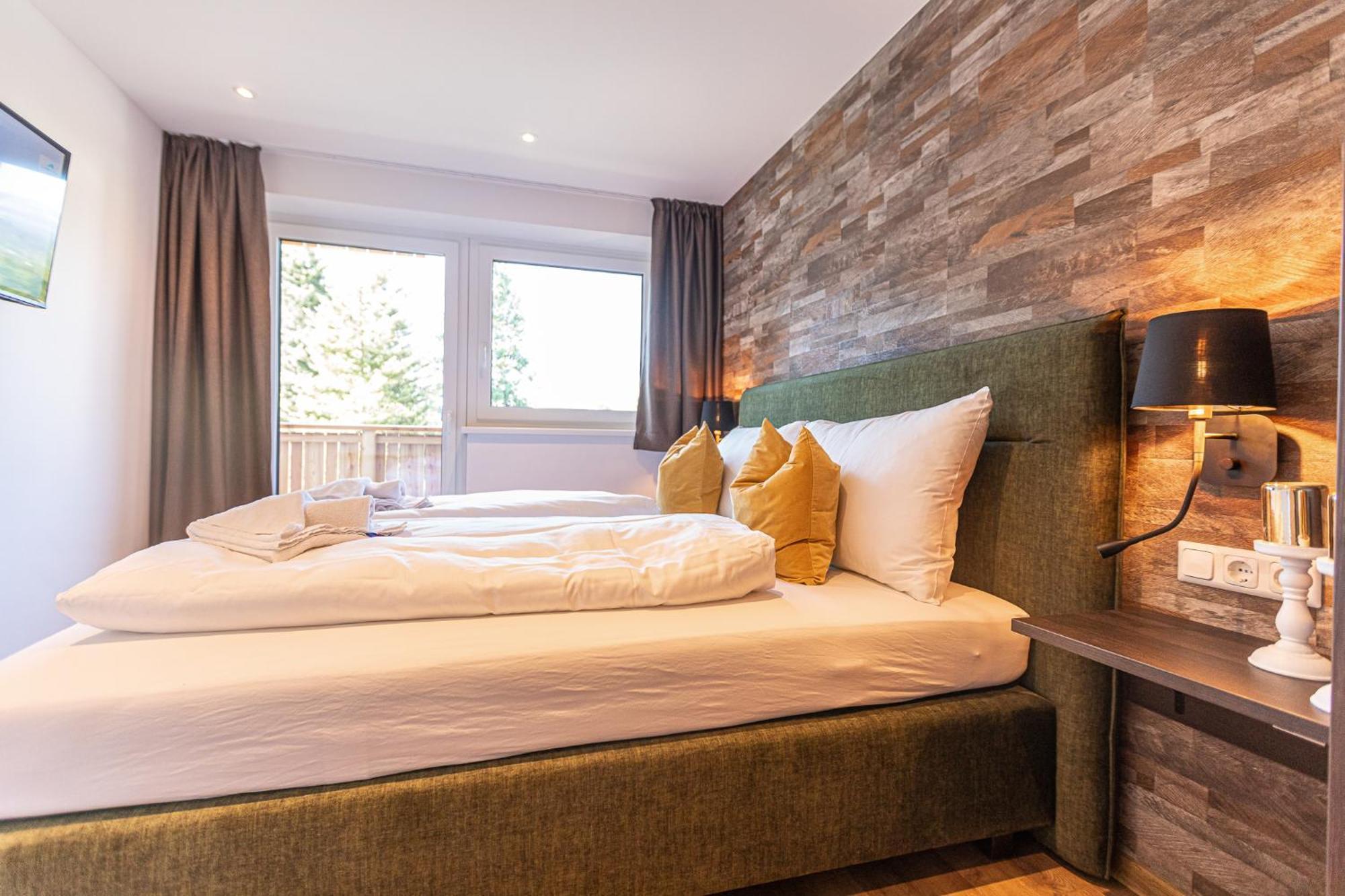 Tevini Boutique Suites By We Rent Zell am See Ruang foto